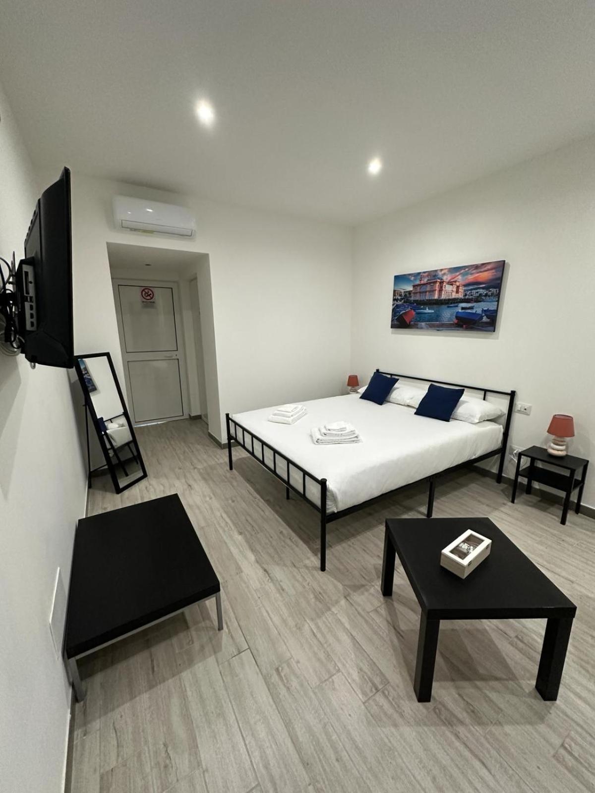 Bari Valona Rooms Bagian luar foto