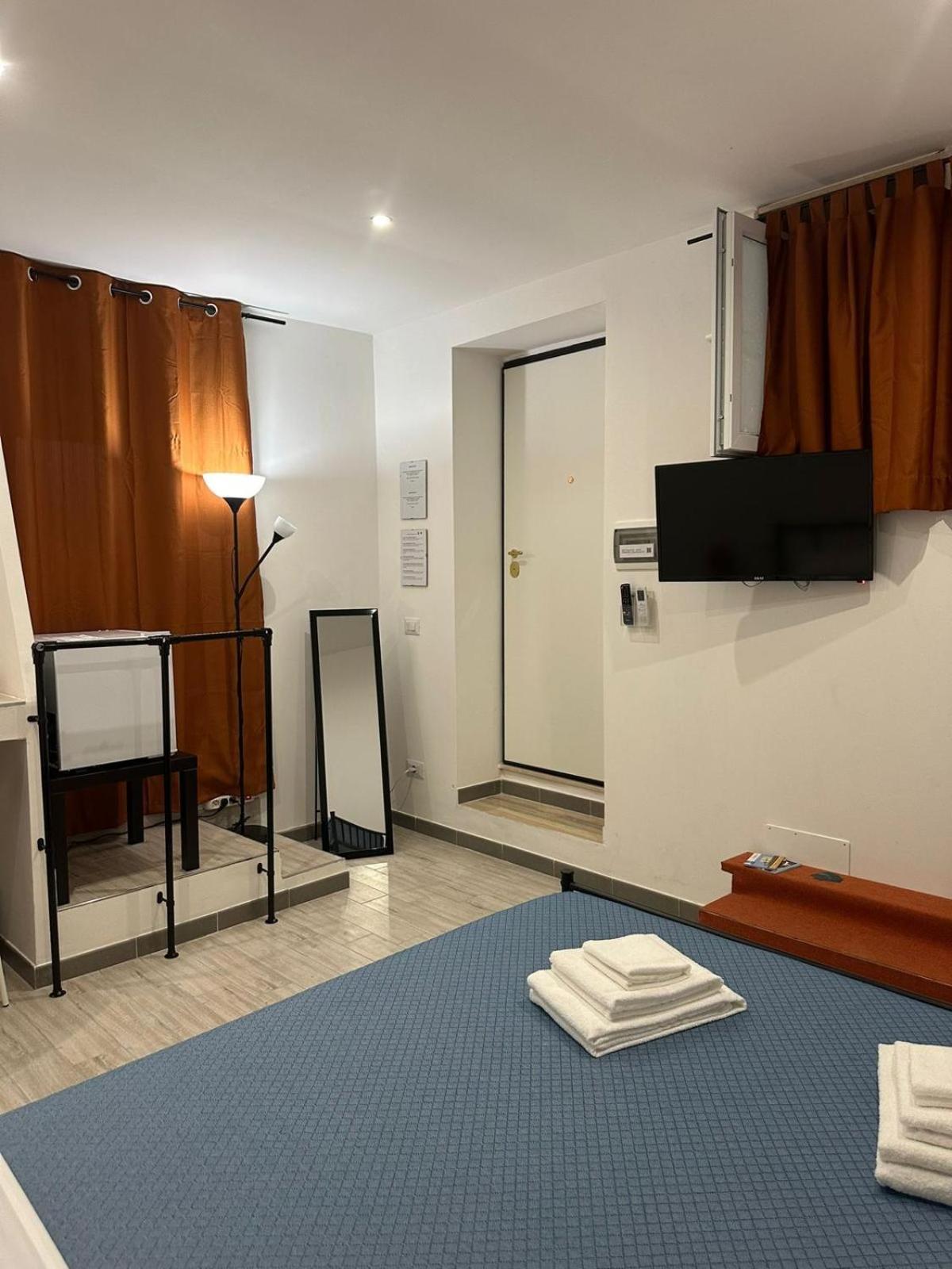 Bari Valona Rooms Bagian luar foto